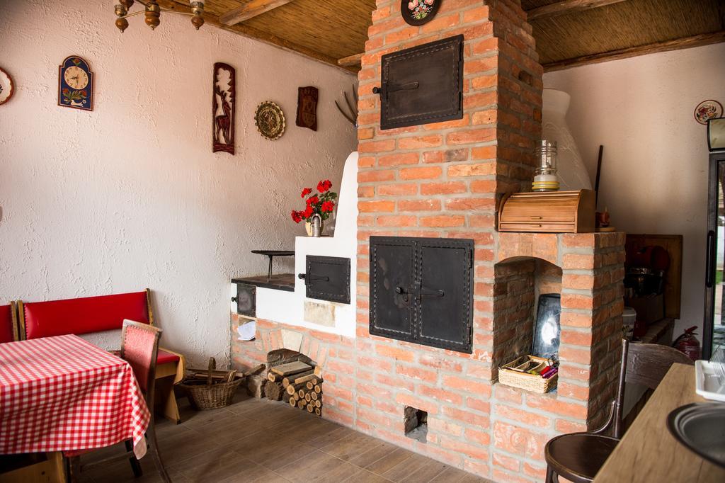 Lilaakac Vendeghaz Otel Hosszupalyi Dış mekan fotoğraf